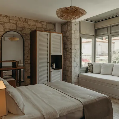 Hotel Lotus Bahce
